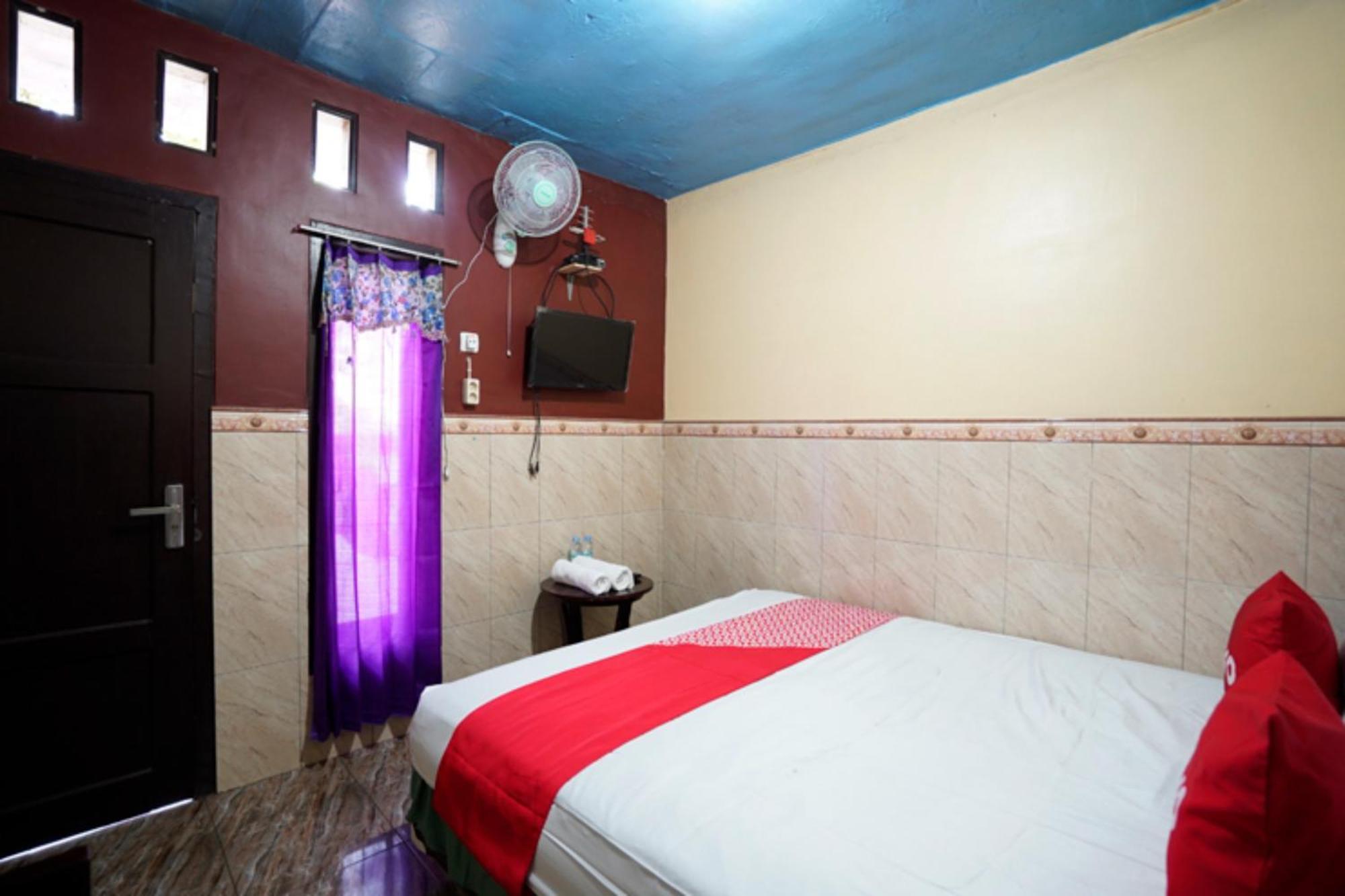 Oyo 927 Carina Hotel Claket Екстериор снимка