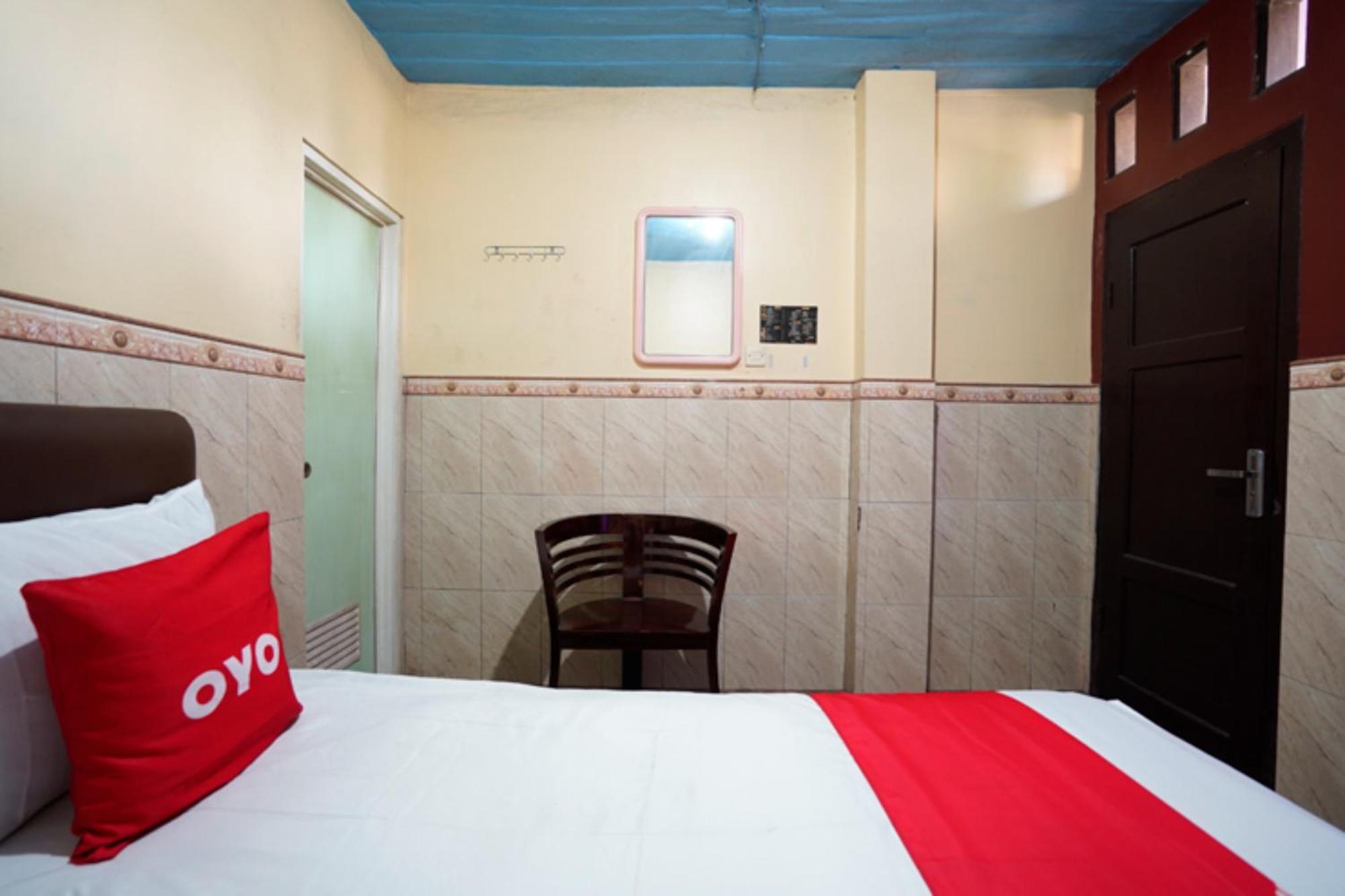 Oyo 927 Carina Hotel Claket Екстериор снимка