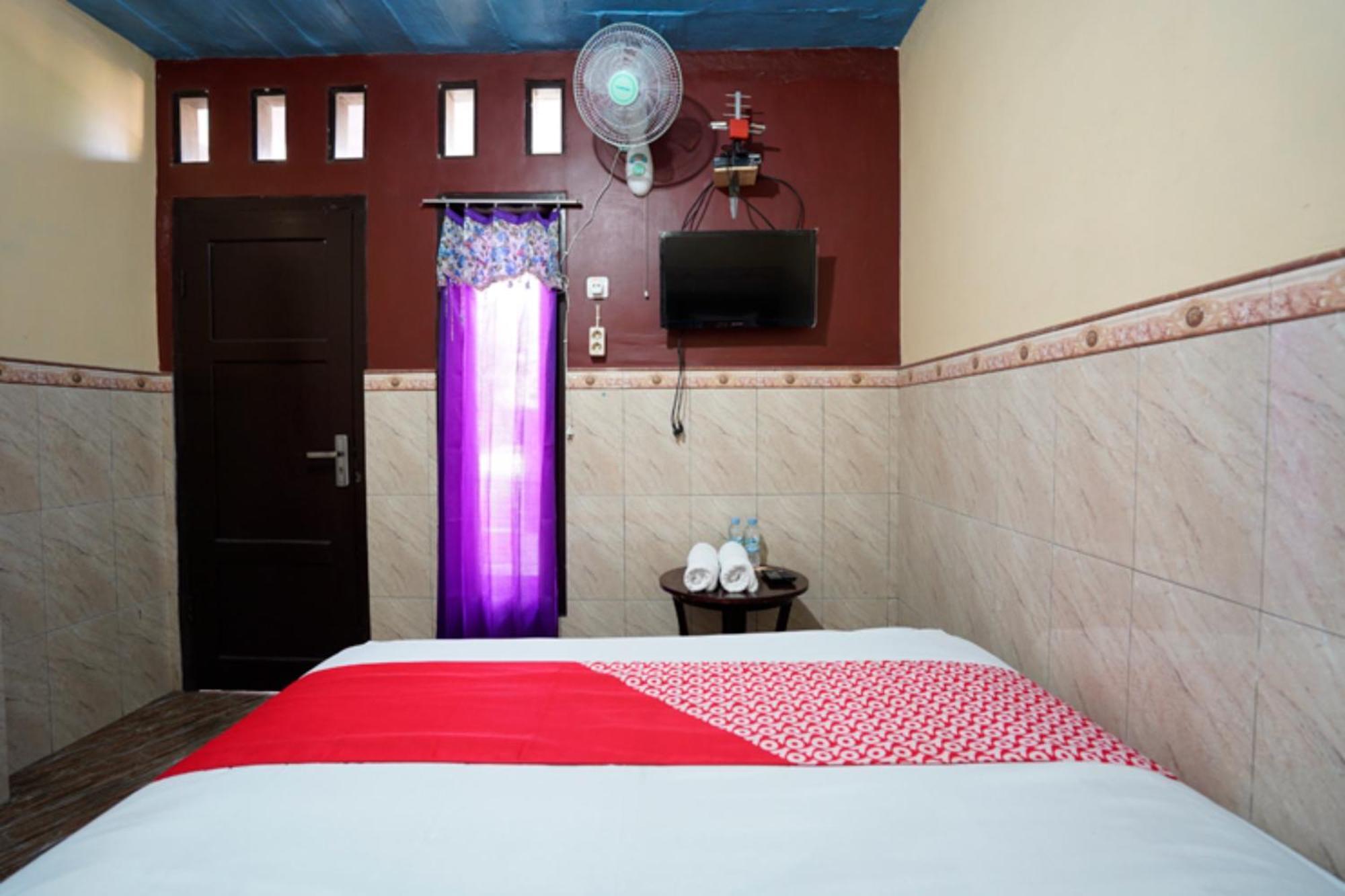 Oyo 927 Carina Hotel Claket Екстериор снимка