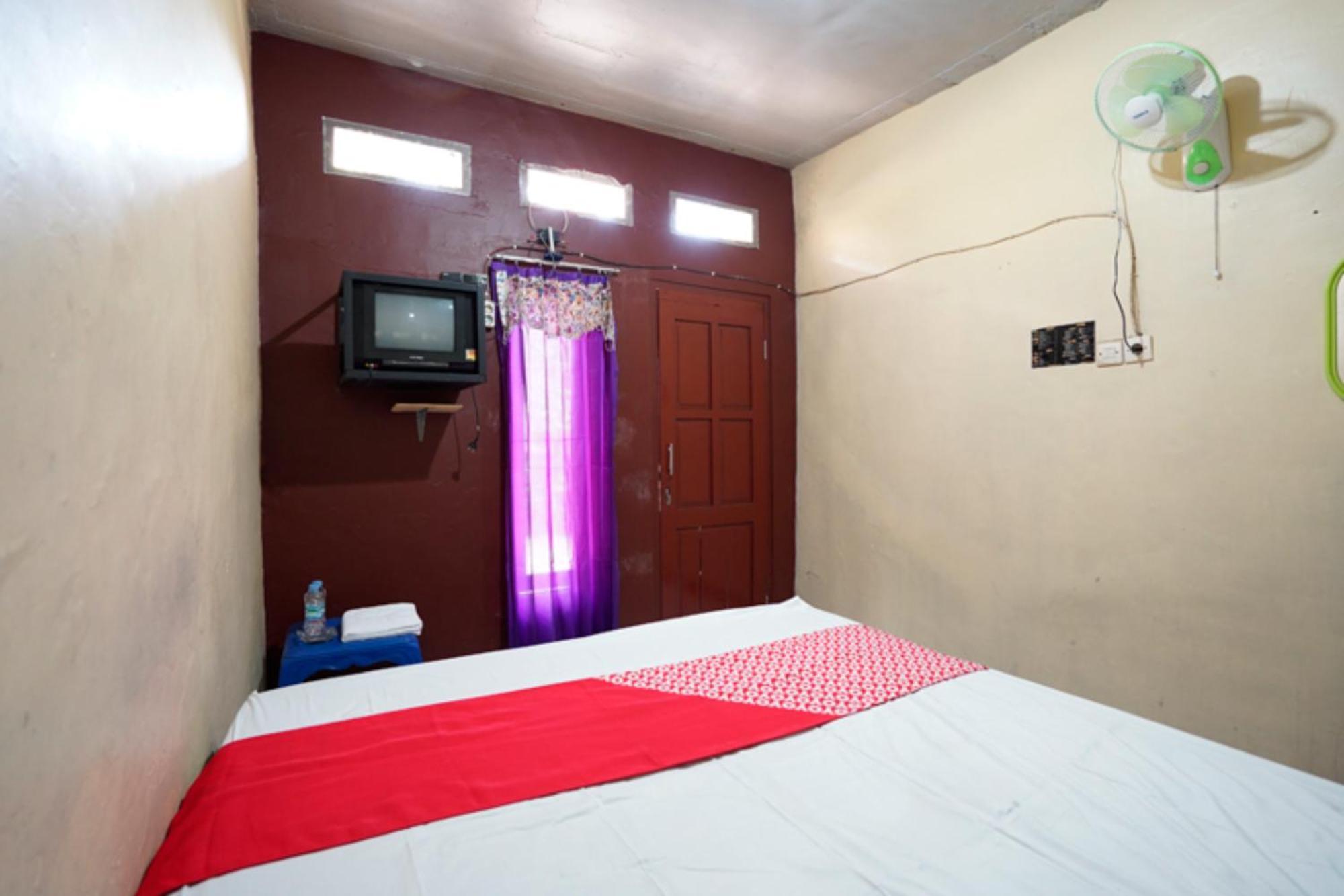 Oyo 927 Carina Hotel Claket Екстериор снимка