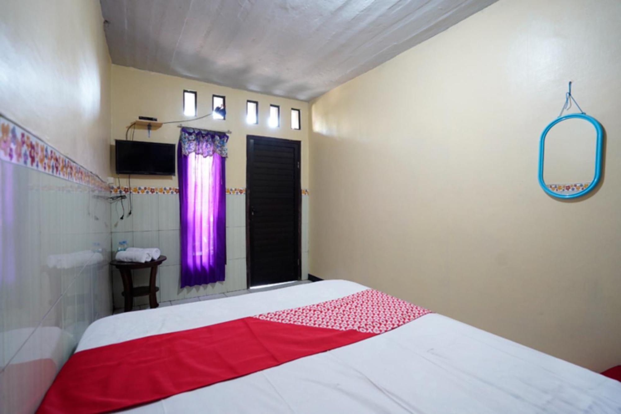 Oyo 927 Carina Hotel Claket Екстериор снимка